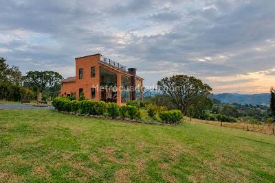 Casa de 5 alcobas en arriendo en Altos De Yerbabuena, Chía, 734 m² · foto 3 de 20