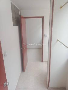 Apartamento de 2 alcobas en arriendo en La Candelaria, Bogotá, 63 m² · foto 3 de 8