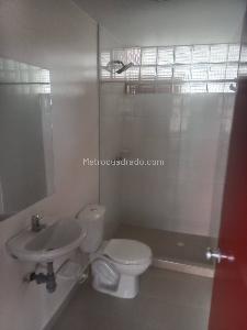 Apartamento de 2 alcobas en arriendo en La Candelaria, Bogotá, 63 m² · foto 7 de 8