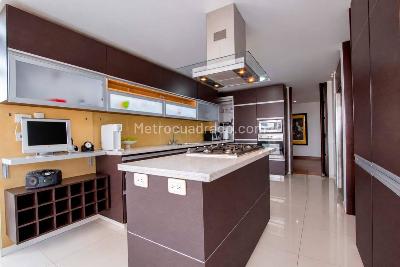 Apartamento de 5 alcobas en venta en Bosque De Pinos, Bogotá, 270 m² · foto 12 de 20