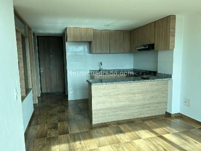 Apartamento en arriendo en Santa Maria Del Lago, Bogotá · foto 5 de 16