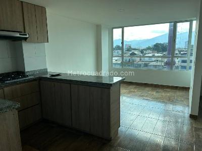 Apartamento en arriendo en Santa Maria Del Lago, Bogotá · foto 6 de 16