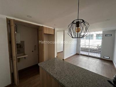 Apartamento en arriendo en La Candelaria, Bogotá · foto 2 de 13