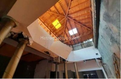 Casa de 1 alcoba en venta en Prado, Medellín, 530 m² · foto 3 de 3