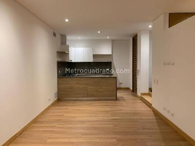 Apartamento de 1 alcoba en arriendo en Chico, Bogotá, 65 m² · foto 4 de 12