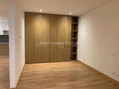 Apartamento de 1 alcoba en arriendo en Chico, Bogotá, 65 m² · foto 8 de 12