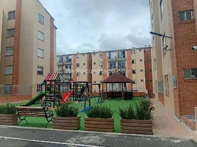 Apartamento de 3 alcobas en arriendo en Mirandela, Bogotá, 58 m² · foto 16 de 16