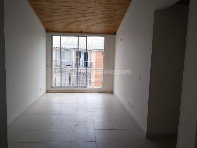 Apartamento de 3 alcobas en arriendo en Mirandela, Bogotá, 58 m² · foto 2 de 16