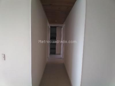 Apartamento de 3 alcobas en arriendo en Mirandela, Bogotá, 58 m² · foto 4 de 16