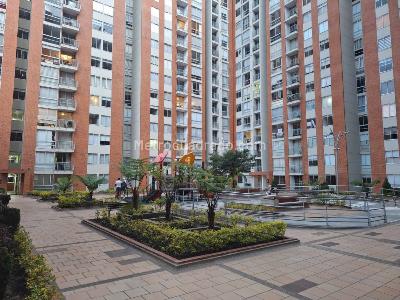 Apartamento de 3 alcobas en arriendo en San Antonio Norte, Bogotá, 77 m² · foto 10 de 10