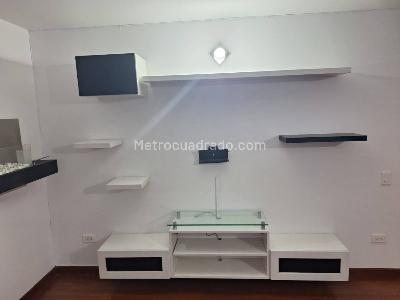 Apartamento de 3 alcobas en arriendo en San Antonio Norte, Bogotá, 77 m² · foto 3 de 10