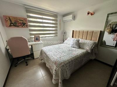 Apartamento de 3 alcobas en venta en Multicentro, Cali, 85 m² · foto 12 de 14