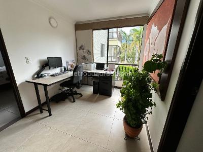 Apartamento de 3 alcobas en venta en Multicentro, Cali, 85 m² · foto 6 de 14