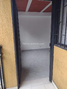 Casa de 5 alcobas en venta en Ciudadela Comfandi, Cali, 70 m² · foto 2 de 16