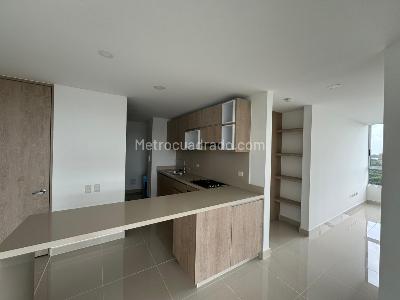 Apartamento de 3 alcobas en venta en Cuarto De Legua, Cali, 95 m² · foto 2 de 9