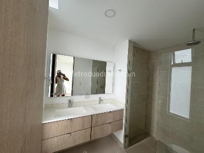 Apartamento de 3 alcobas en venta en Cuarto De Legua, Cali, 95 m² · foto 6 de 9