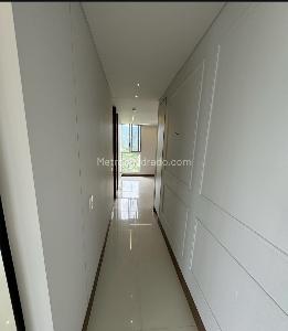 Apartamento de 4 alcobas en venta en Ciudad Jardin, Cali, 147 m² · foto 17 de 20