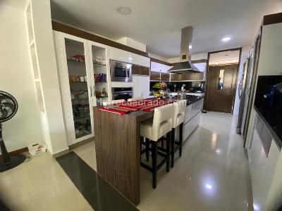 Casa de 4 alcobas en venta en Ciudad Jardin, Cali, 455 m² · foto 11 de 20
