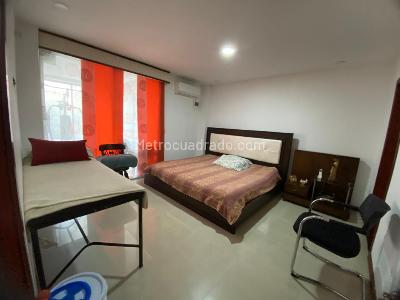 Casa de 4 alcobas en venta en Ciudad Jardin, Cali, 455 m² · foto 19 de 20