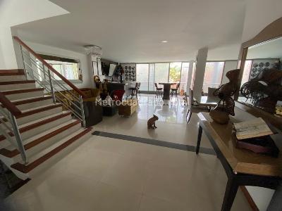 Casa de 4 alcobas en venta en Ciudad Jardin, Cali, 455 m² · foto 3 de 20