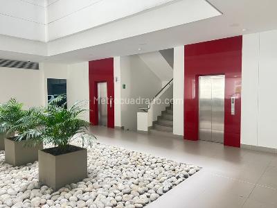Apartamento de 3 alcobas en venta en Aguacatal, Cali, 212 m² · foto 9 de 11