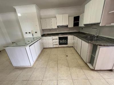 Casa de 5 alcobas en venta en Ciudad Jardin, Cali, 280 m² · foto 4 de 20