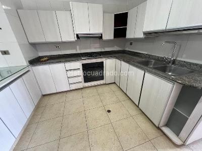 Casa de 5 alcobas en venta en Ciudad Jardin, Cali, 280 m² · foto 5 de 20