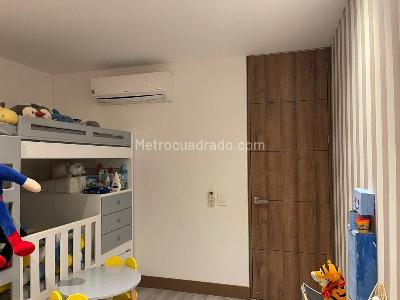 Apartamento de 4 alcobas en venta en Ciudad Jardin, Cali, 147 m² · foto 18 de 20