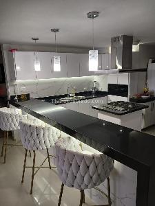 Apartamento de 3 alcobas en venta en Cristales, Cali, 140 m² · foto 2 de 9