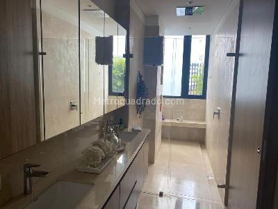 Apartamento de 3 alcobas en venta en Normandia, Cali, 280 m² · foto 2 de 8