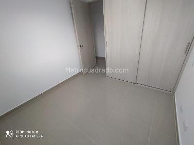 Apartamento en venta en Valle Del Lili, Cali · foto 8 de 13