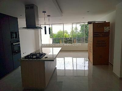 Apartamento en venta en Bellavista, Cali · foto 4 de 12