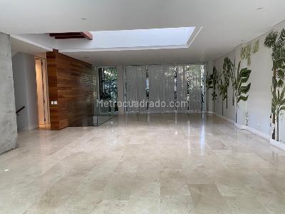 Casa de 5 alcobas en venta en Santa Rita, Cali, 585 m² · foto 14 de 16