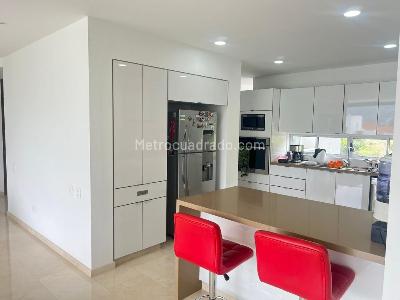 Apartamento de 3 alcobas en venta en Santa Teresita, Cali, 200 m² · foto 8 de 14