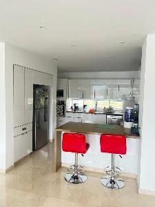 Apartamento de 3 alcobas en venta en Santa Teresita, Cali, 200 m² · foto 12 de 14