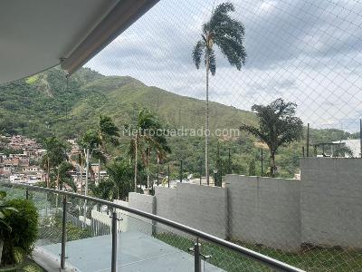 Apartamento en venta en Aguacatal, Cali · foto 2 de 13
