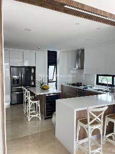 Apartamento de 3 alcobas en venta en La Arboleda, Cali, 272 m² · foto 19 de 19