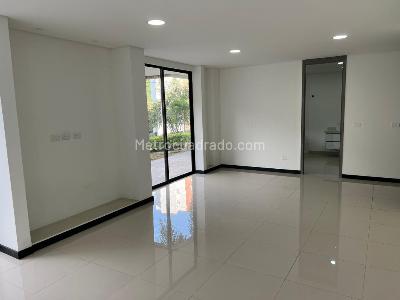Casa de 4 alcobas en venta en Aguacatal, Cali, 392 m² · foto 7 de 20