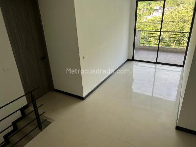 Casa de 4 alcobas en venta en Aguacatal, Cali, 392 m² · foto 10 de 20