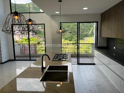 Casa de 4 alcobas en venta en Aguacatal, Cali, 392 m² · foto 12 de 20