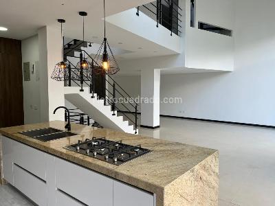 Casa de 4 alcobas en venta en Aguacatal, Cali, 392 m² · foto 15 de 20