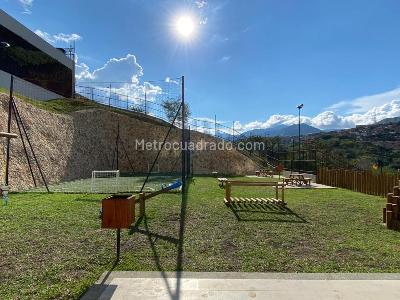 Apartamento de 3 alcobas en venta en Santa Teresita, Cali, 240 m² · foto 17 de 18
