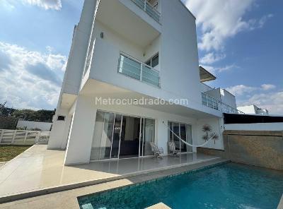 Casa de 4 alcobas en venta en Cañasgordas, Cali, 275 m² · foto 16 de 20