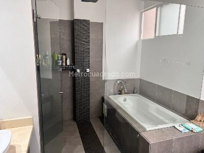 Apartamento de 3 alcobas en venta en Normandia, Cali, 227 m² · foto 9 de 13