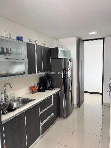 Apartamento de 3 alcobas en venta en Normandia, Cali, 227 m² · foto 13 de 13