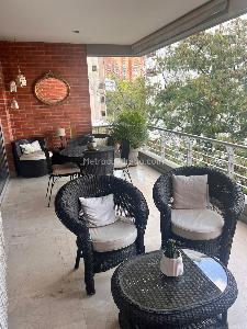 Apartamento de 3 alcobas en venta en Cristales, Cali, 199 m² · foto 2 de 15