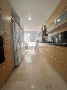 Apartamento de 3 alcobas en venta en Cristales, Cali, 199 m² · foto 5 de 15