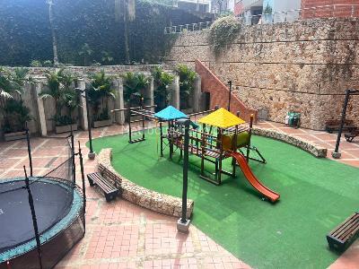 Apartamento de 3 alcobas en venta en Cristales, Cali, 199 m² · foto 15 de 15