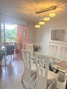 Apartamento de 3 alcobas en venta en Cristales, Cali, 142 m² · foto 2 de 16