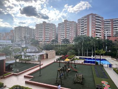 Apartamento de 3 alcobas en venta en Cristales, Cali, 142 m² · foto 16 de 16